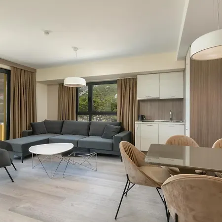 Antonio 4* ماكارسكا